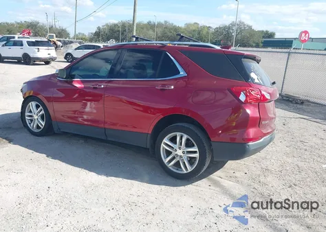 2018 Chevrolet Equinox Premier z USA, uszkodzony, nr VIN 3GNAXMEV4JS647305